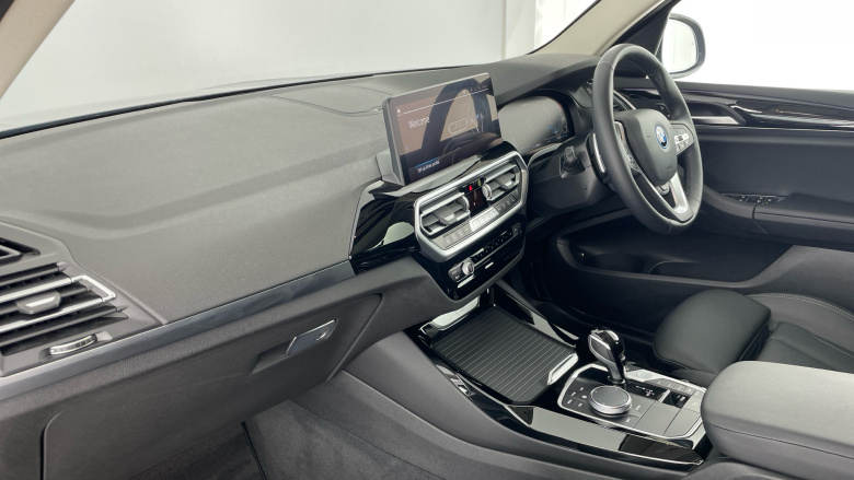 BMW X3 xDrive 30e xLine 5dr Auto Estate